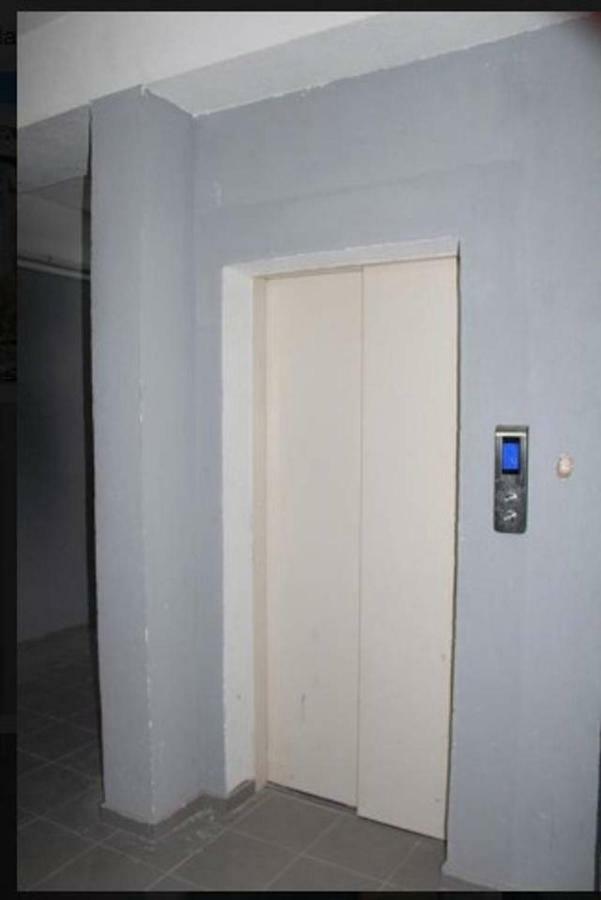 Sunny Apartment Ortachala Tbilisi Buitenkant foto