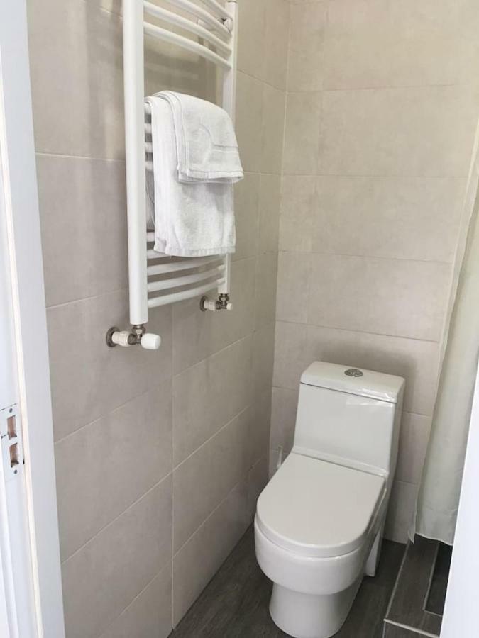 Sunny Apartment Ortachala Tbilisi Buitenkant foto